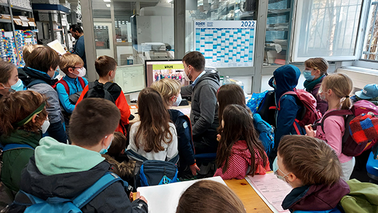 Schülerbesuch klasse 1 bis 4 einer Grundschule